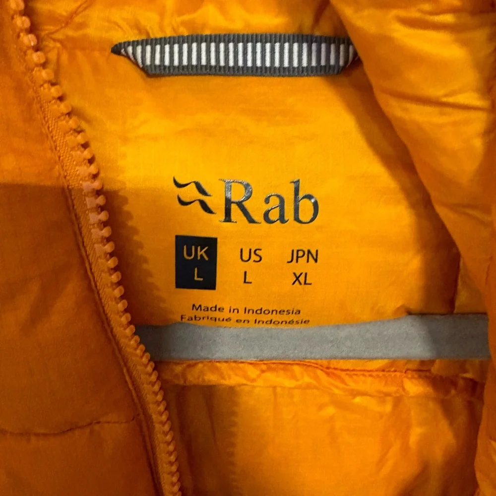 Rab Men's Vibrant Orange Puffer Jacket - Picture 4 of 5